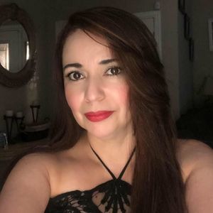 Meet your Posher, Esther